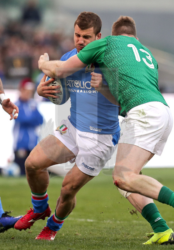 Guinness Sei Nazioni 2019, Round 3, Roma, Stadio Olimpico, 24/02/2019, Italia v Irlanda. Tommaso Castello a contatto con Chris Farrell. Foto Roberto Bregani/Fotosportit