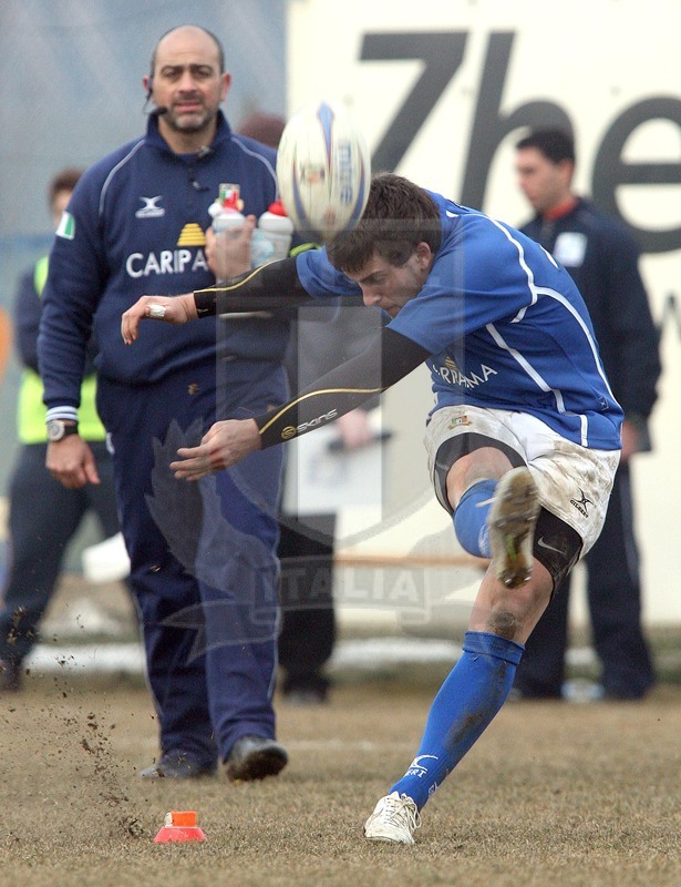 Badia Polesine, 18/02/2011, Italia Under18 v Irlanda Under 18, piazzato vincente di Buscema. Troiani osserva.