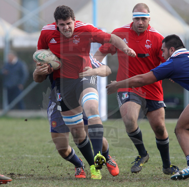 Benevento, 10 gennaio 2014, Nazionale italiana Under 20 v Accademia di Marcoussis, Matteo Cornelli con Dallavalle in sostegno.