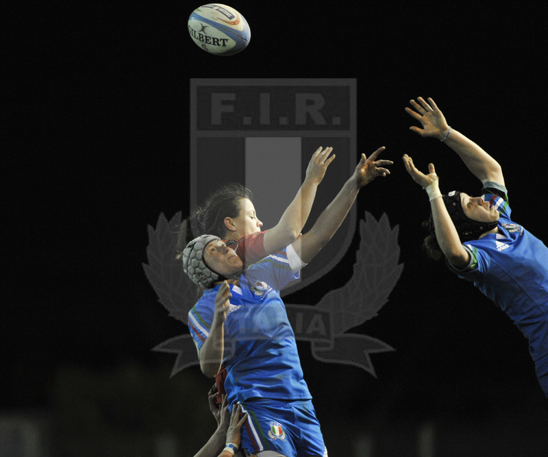 Rbs Sei Nazioni Donne 2015, Padova, stadio Plebiscito, 21-03-2015, Italia Donne v Galles Donne, Elisa Giordano e Silvia Gaudino in touche