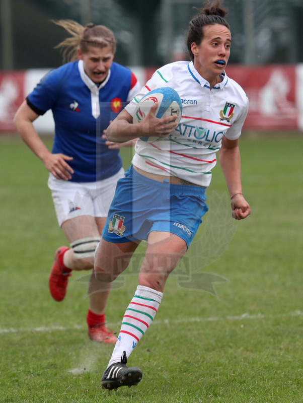 Guinness Sei Nazioni 2019 Donne, Padova, stadio Plebiscito 17/03/2017, Italia Donne v Francia Donne, una corsa di Manuela Furlan. Foto Daniele Resini/Fotosportit