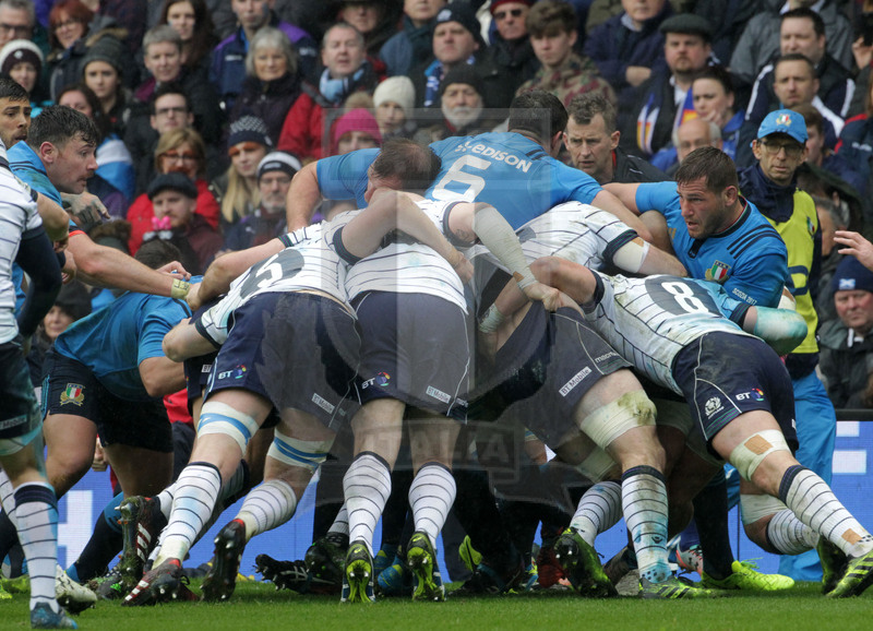 RBS Sei Nazioni 2017, Edimburgo, Murrayfield stadium 18/03/2017, Scozia v Italia, rolling maul con Ornel Gega in evidenza. Foto Daniele Resini/Fotosportit