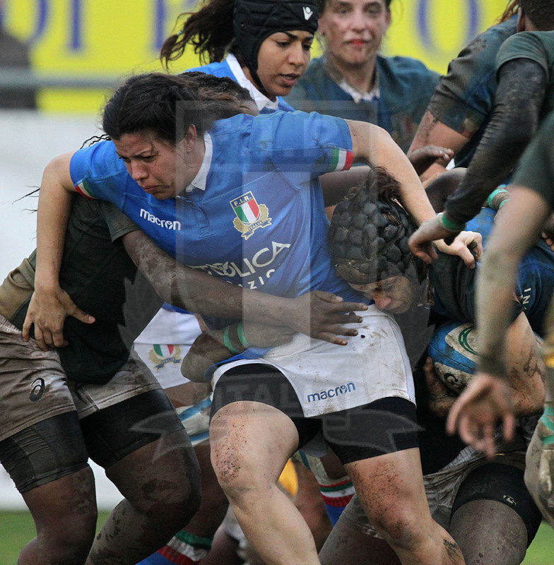 Cattolica Test Match Donne, Prato, stadio Chersoni 25/11/2018, Italia Donne v Sudafrica Donne, Michela Merlo guida una maul impostata da Elisa Giordano. Foto Daniele Resini/Fotosportit