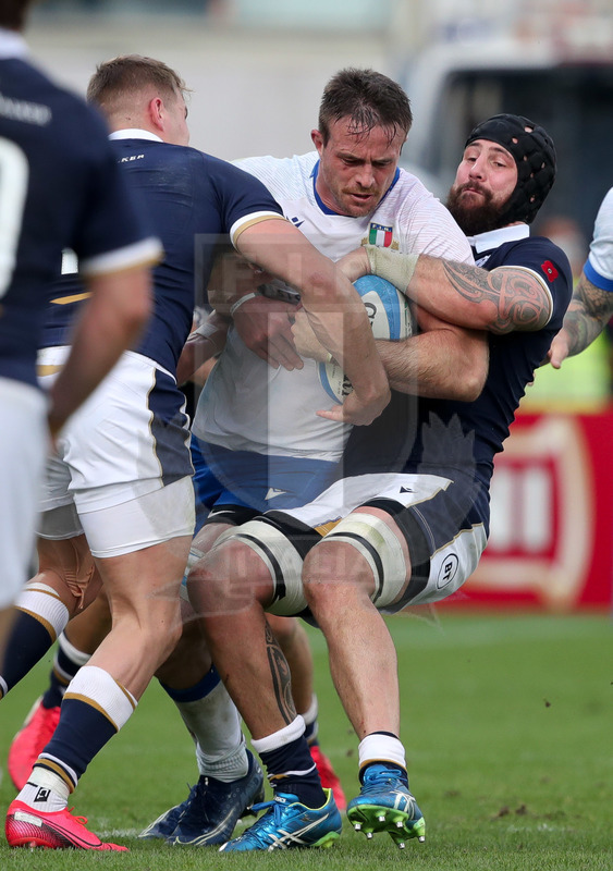 Autumn Nations Cup 2020, Round 1, Firenze, Stadio Artemio Franchi, 14/11/2020, Italia v Scozia. Una carica i Abraham Steyn. Foto Roberto Bregani/Fotosportit