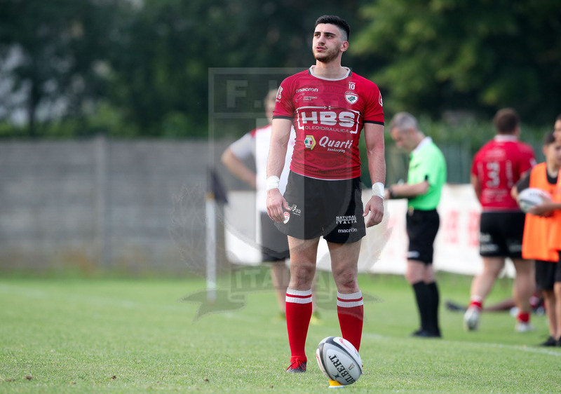 Rugby, Finale Serie A, Piacenza, Stadio Beltrametti, 9/06/2019, SITAV Lyons Piacenza v HSB Rugby Colorno. Federico Magri si prepara a trasformare una meta. Foto Roberto Bregani/Fotosportit.