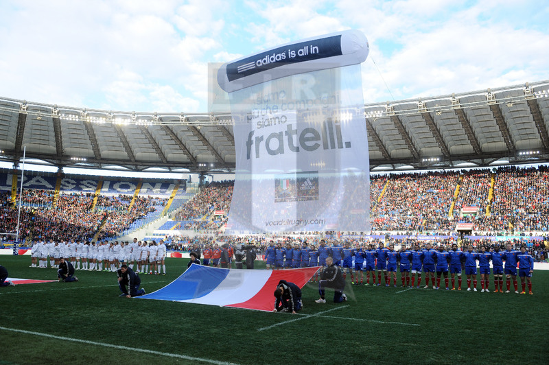 Le formazioni di Italia e Francia schierate durante l\