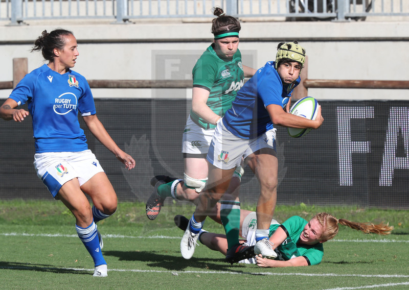 Rugby World Cup 2021 Women, Qualifier, Parma, stadio Lanfranchi 19/09/2021, Italia Donne v Irlanda Donne, break di Beatrice Rigoni. In sostegno, Manuela Furlan. Foto Daniele Resini/Fotosportit
