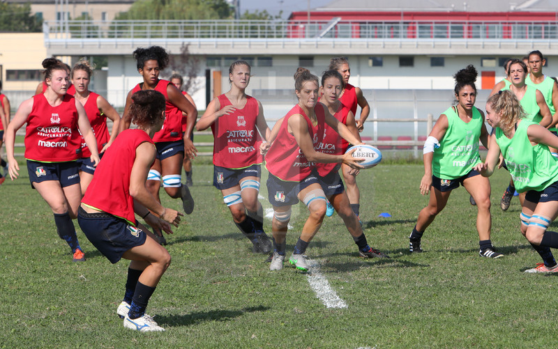 Raduno Nazionale Italiana Donne, Parma, Cittadella del Rugby 13/09/2020, Elisa Giordano attacca la linea. Foto Daniele Resini/Fotosportit