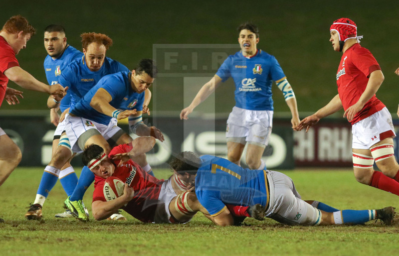 Michele Lamaro of Italy makes a tackle. Wales u20 V Italy u20 Zip World Stadium Colwyn Bay 9/03/18 Images by Craig Colville Copyright: @ Huw Evans Picture Agency