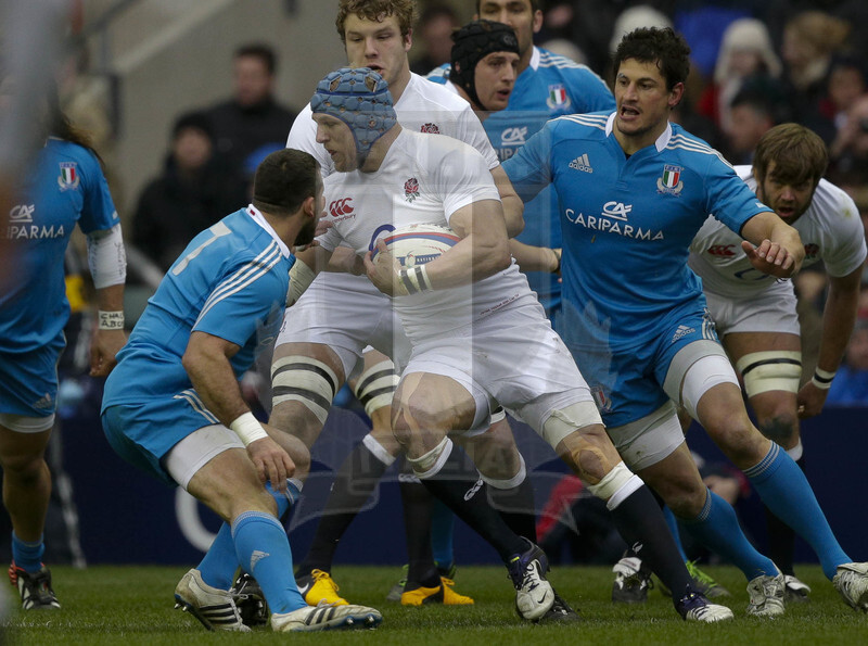 RBS 6 Nazioni 2013, Londra, Twickenham Stadium, 10-03-2013, Inghilterra v Italia. James Haskell tenta di eludere l\