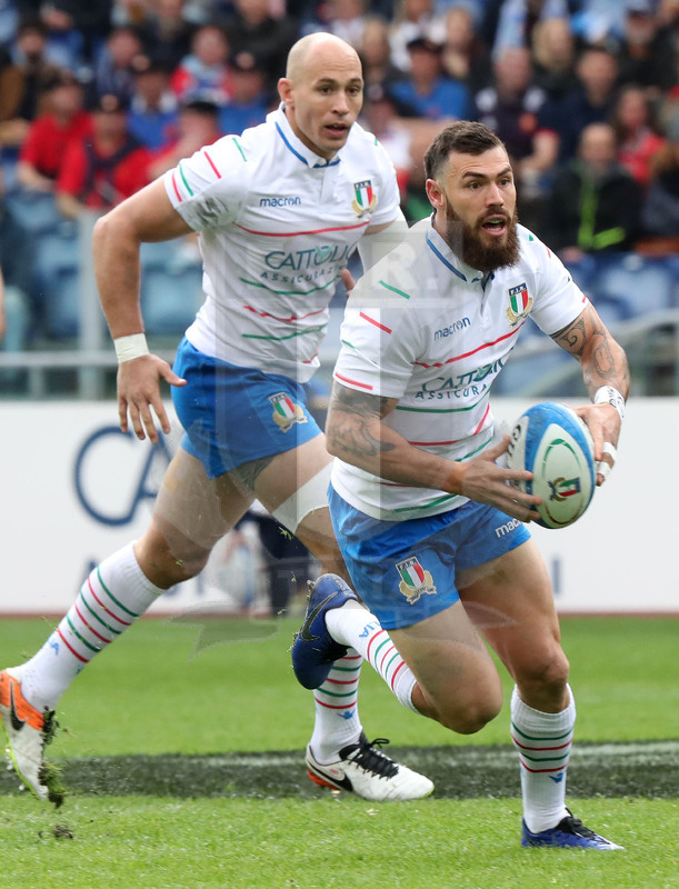 Guinness Sei Nazioni 2019, Round 5, Roma, stadio Olimpico 16/03/2019, Italia v Francia, Jayden Hayward con Parisse in sostegno. Foto Daniele Resini/Fotosportit
