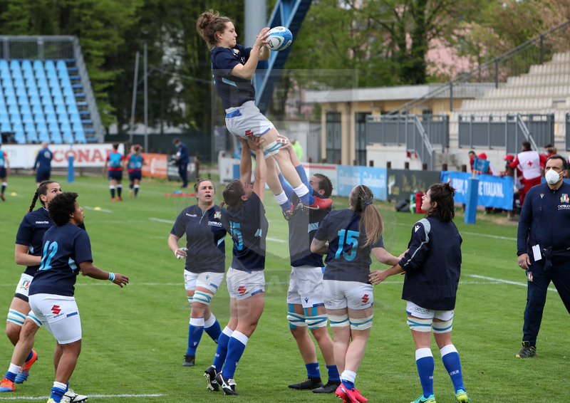 Sei Nazioni Donne 2021, Parma, stadio Lanfranchi 10/04/2021, Italia v Inghilterra, warm - up, Elisa Giordano in touche. foto Daniele Resini/Fotosportit