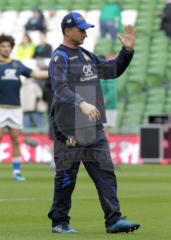 Natwest Sei Nazioni 2018, round 2, Dublino, Aviva Stadium 10/02/2018, Irlanda v Italia, warm up, Mike Catt. Foto Daniele Resini/Fotosportit