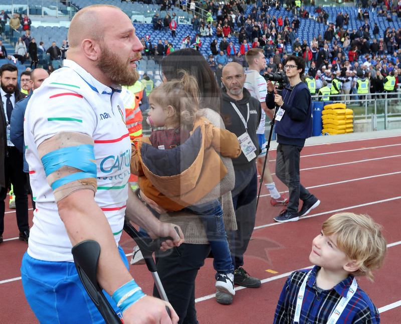 Guinness Sei Nazioni 2019, Round 5, Roma, stadio Olimpico 16/03/2019, Italia v Francia, Leonardo Ghiraldini con la moglie e i figli. Foto Daniele Resini/Fotosportit