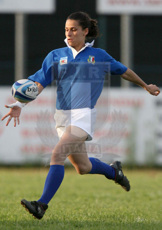 Coppa delle Nazioni europee femminile FIRA 2006, San Donà di Piave, stadio Romolo Pacifici 26/04/2026, Italia v Svezia, Sara Barattin al calcio tattico.