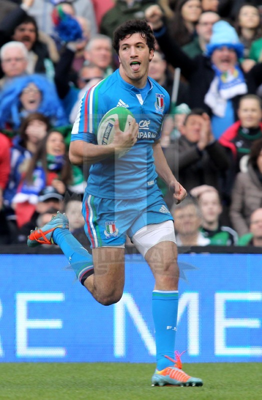 Rbs Sei Nazioni 2014, Dublino, Aviva Stadium, 08/03/2014, Irlanda v Italia, Leonardo Sarto verso la meta. Foto Daniele Resini/Fotosportit