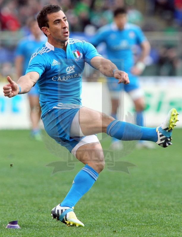 Sei Nazioni 2013, Roma, stadio Olimpico 16/03/2013, Italia v Irlanda, Luciano Orquera al piazzato.