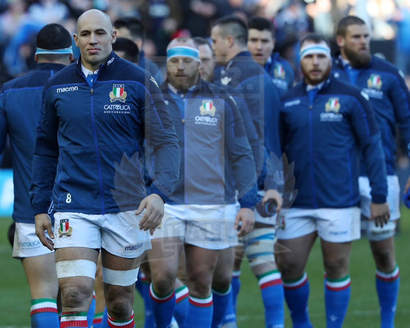 Guinness Sei Nazioni 2018, Round 1, Edimburgo, Murrayfield 02/02/2019, Scozia v Italia, Sergio Parisse guida gli Azzurri in campo. Foto Daniele Resini/Fotosportit
