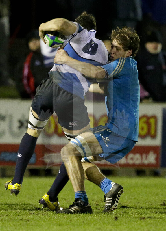 RBS 6 Nazioni 2013 Under 20, Galashiels, Netherdale 8-02-2013, Scozia U20 v Italia U20, Jacopo Salvetti ferma Adam Ashe.