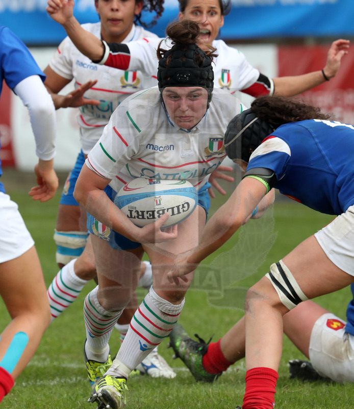 Guinness Sei Nazioni 2019 Donne, Padova, stadio Plebiscito 17/03/2017, Italia Donne v Francia Donne, una carica di Melissa Bettoni. Foto Daniele Resini/Fotosportit