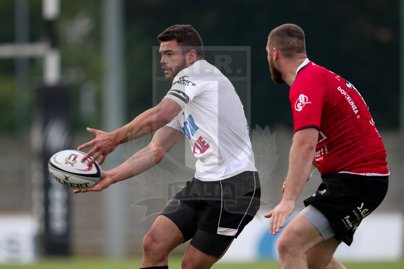 Rugby, Finale Serie A, Piacenza, Stadio Beltrametti, 9/06/2019, SITAV Lyons Piacenza v HSB Rugby Colorno. Marco Conti apre palla. Foto Roberto Bregani/Fotosportit.