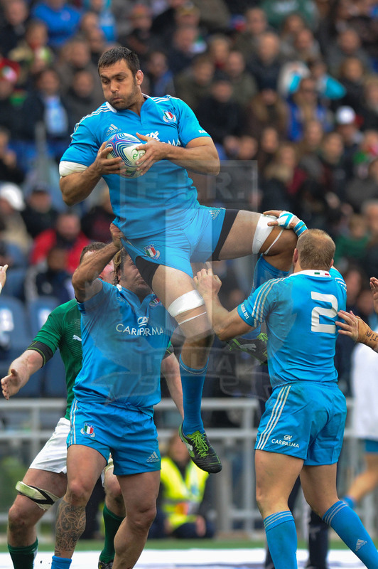 Sei Nazioni 2013, Roma, stadio Olimpico 16/03/2013, Italia v Irlanda, Quintin Geldenhuys conquista una touche