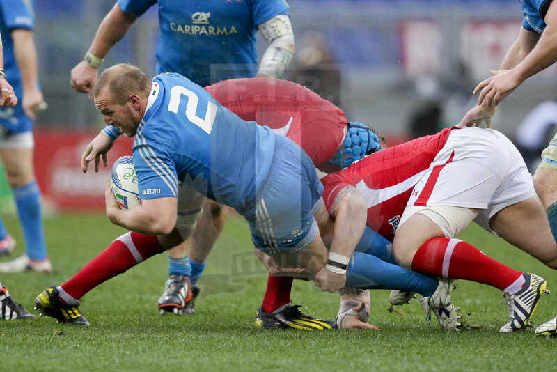 RBS 6 Nazioni 2013, Roma, Stadio Olimpico, 23-02-2013, Italia v Galles. Leonardo Ghiraldini tenta lo sfondamento