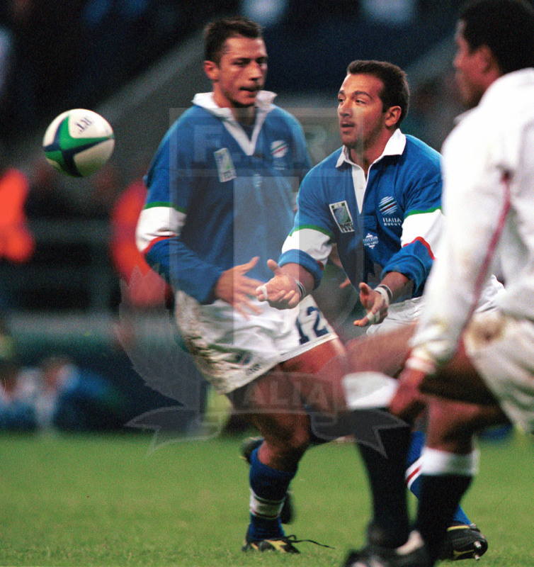 Rugby World Cup 1999, Pool B, Londra, Twickenham 02/10/1999, Inghilterra v Italia, Francesco "Cocco" Mazzariol e Luca Martin. Foto Daniele Resini/Fotosportit