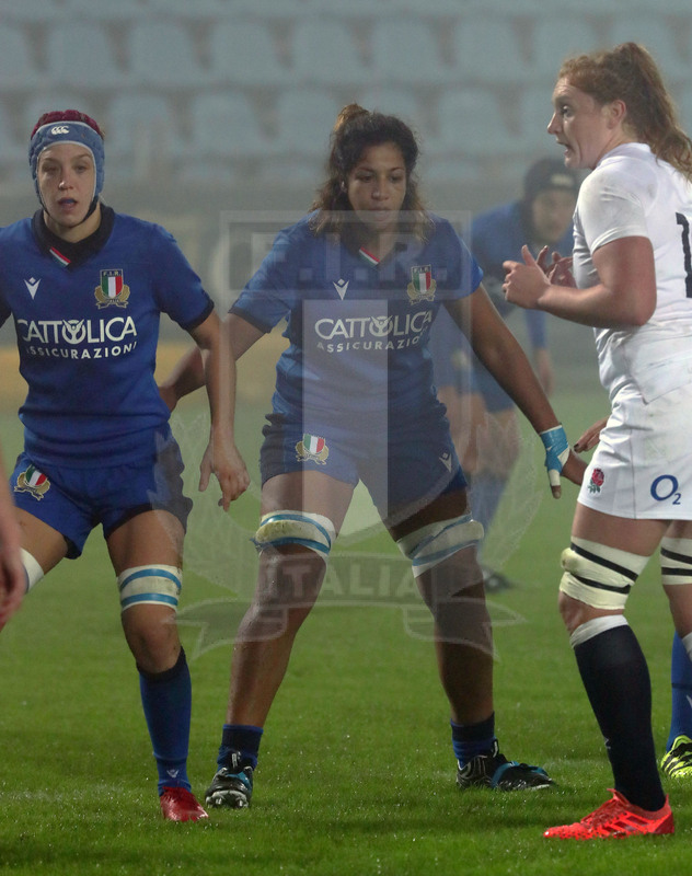 Guinness Sei Nazioni Donne 2020, Round 5, Parma, Cittadella del Rugby 01/11/2020, Italia Donne v Inghilterra Donne, Elisa Giordano e Sara Tounesi schierate in touche. Foto Daniele Resini/Fotosportit