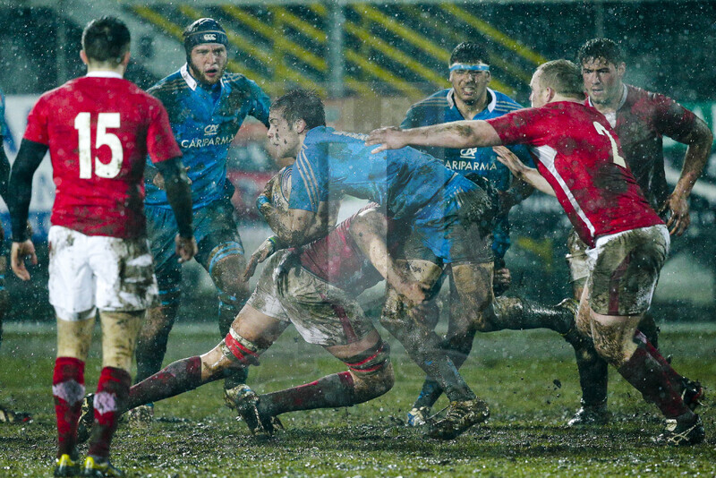 RBS 6 Nazioni U20 2013, Viterbo, Stadio Enrico Rocchi, 22-02-2013, Italia U20 v Galles U20. Edoardo Padovani viene placcato