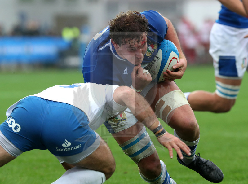 Autumn Nations Series 2021, Parma, stadio Lanfranchi 20/11/2021, Itallia v Uruguay, una carica di Michele Lamaro su Sanguinetti. Foto Daniele Resini/Fotosportit