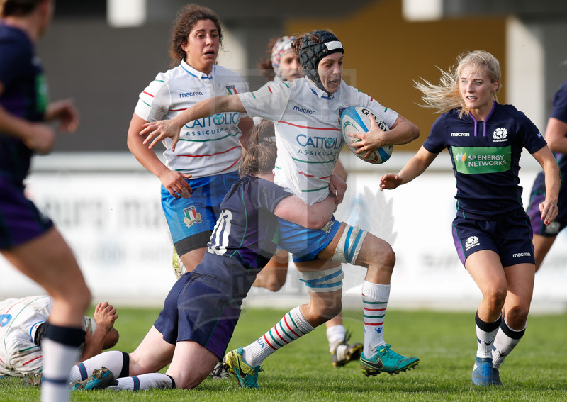 Test Match Donne Novembre 2018, Calvisano (BS), Pata Stadium, 4-11-2018, Italia Femminile v Scozia Femminile. Elisa Giordano tenta una fuga. Foto: Roberto Bregani/Fotosportit