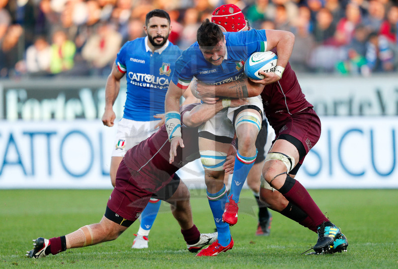 Cattolica Test Match 2018, Firenze, stadio Artemio Franchi 10/11/2018, Italia v Gorgia, Una carica di Sebastian negri su Jaba Bregvadze e Lasha Lomidze. Foto Roberto Bregani.
