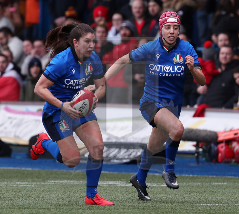 Guinness Sei Nazioni Donne 2020, Cardiff, Arms Park 02/02/2020 Galles Donne v Italia Donne, Maria Magatti con Vittoria Ostuni Minuzzi in sostegno. Foto Daniele Resini/Fotosportit