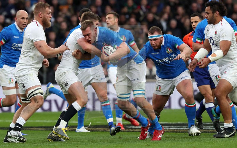 Guinness Sei Nazioni 2019, Round 4, Londra, Twickenham 09/03/2019, Inghilterra v Italia, Federico Ruzza attacca su Farrell. Foto Daniele Resini/Fotosportit