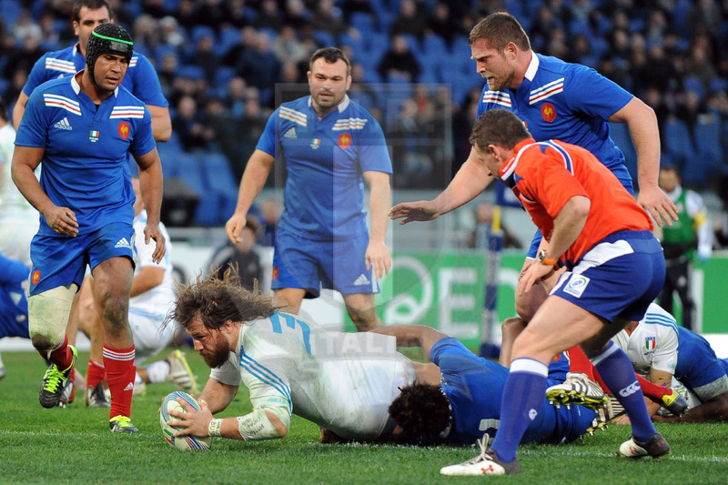 Sei Nazioni 2013, Roma, stadio Olimpico, Italia v Francia, Castrogiovanni segna la seconda meta dell\