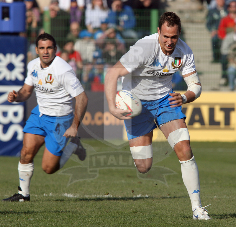 Sei Nazioni 2007, Roma, stadio Flaminio 03/02/2007, Italia v Francia, Sergio Parisse con Scanavacca in sostegno. Foto Daniele Resini/Fotosportit