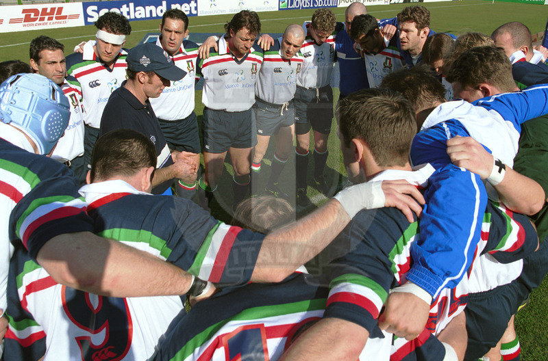 Lloyds TSB Sei Nazioni 2000, Round 1, Roma, stadio Flaminio 05/02/2000, Italia v Scozia, il cerchio azzurro prima del match. Foto Daniele Resini/Fotosportit