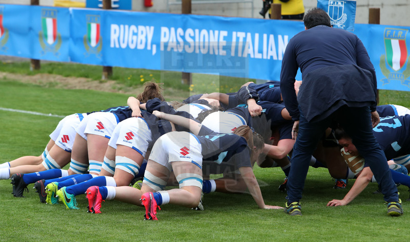 Sei Nazioni Donne 2021, Parma, stadio Lanfranchi 10/04/2021, Italia v Inghilterra, warm - up, prove di mischia con Tito Cicciò. foto Daniele Resini/Fotosportit