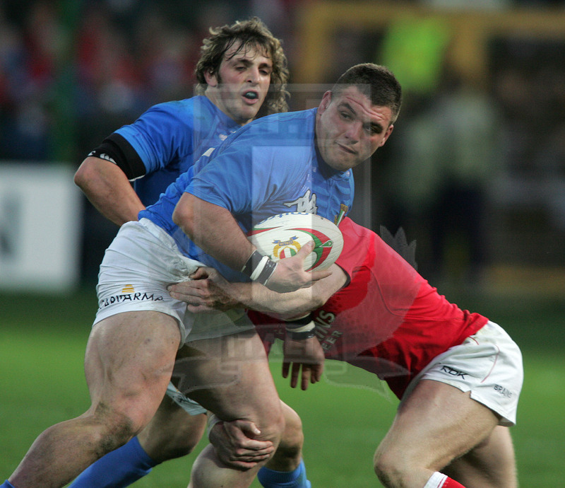 Sei Nazioni 2007, Roma, stadio Flaminio 10/03/2007, Italia v Galles, Fabio Staibano con Mirco Bergamasco. Foto Daniele Resini/Fotosportit