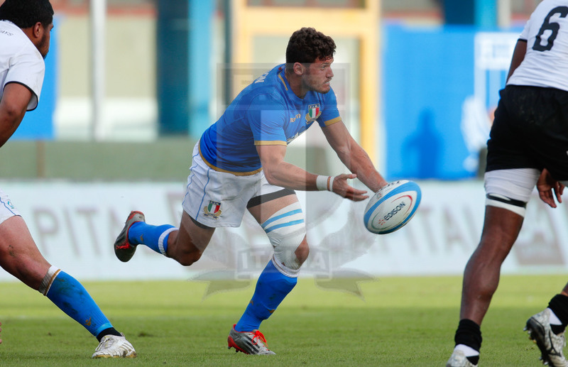 Credit Agricole Cariparma Test Match 2017, Catania, Stadio Massimino, 11-11-2017, Italia v Fiji. Marcello Violi apre palla. Foto: Roberto Bregani / Fotosportit