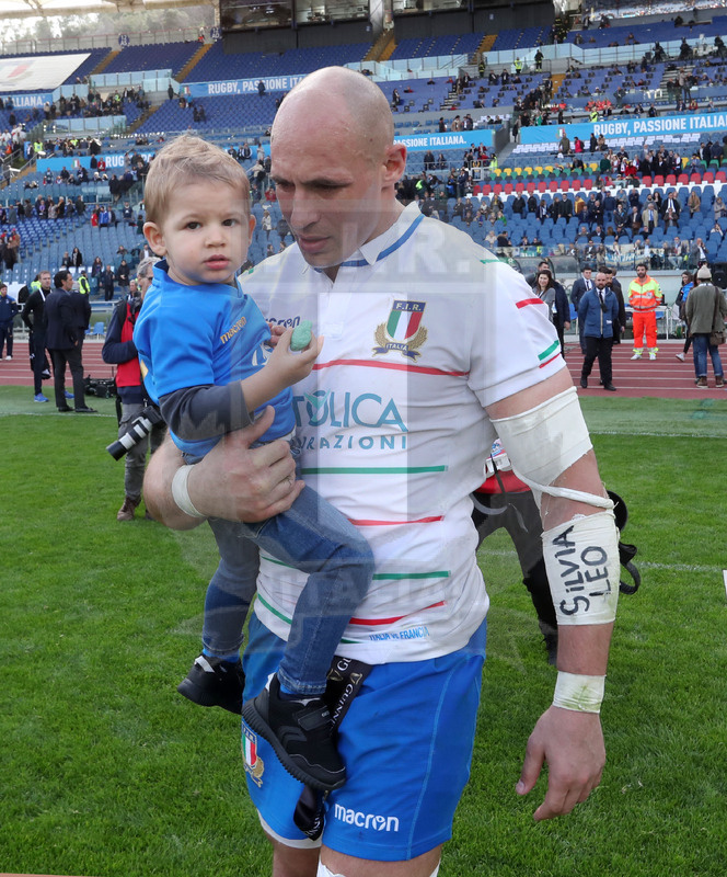 Guinness Sei Nazioni 2019, Round 5, Roma, stadio Olimpico 16/03/2019, Italia v Francia, Sergio Parisse con il figlio. Foto Daniele Resini/Fotosportit