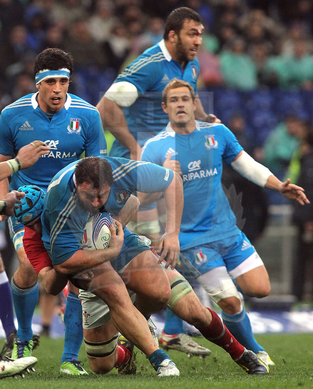 Sei Nazioni 2013, Roma, stadio Olimpico 23/02/2013, Italia v Galles, Andrea De Marchi con Derbyshire e Botes in sostegno.