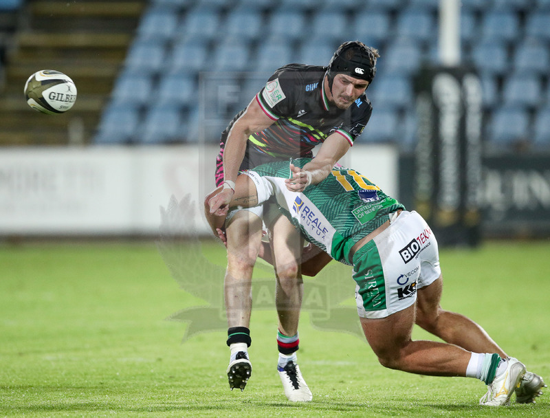 Guinness PRO14 Rainbow Cup 2020-2021, Parma, Stadio Lanfranchi, 7//05/2020, Zebre vs Benetton. Carlo Canna placcato da Gianmarco Lucchesi. Foto: Roberto Bregani/Fotosportit