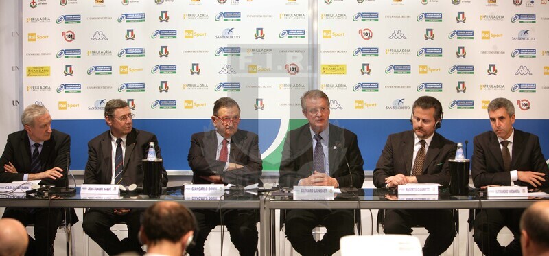 Presentazione del Irb Junior Championship Italy 2011, Unindustria Treviso 2011/03/30,il tavolo della presidenza: Carlo Crosara, Banca Friuladria, Jean Claude Baqué, presidente Fira, Giancarlo Dondi, presidente Fir, Bernard Lapasset, presidente Irb, Roberto Ciambetti, Assessore Regione Veneto, Alessandro Vardanega, presidente Unindustria Treviso.