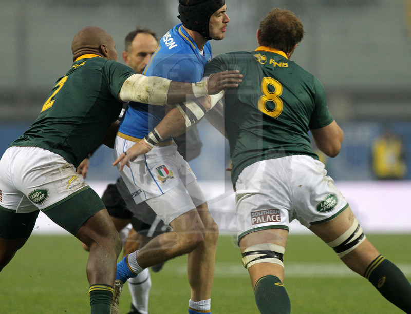 Cariparma Crédit Agricole Test match 2017, Padova, stadio Euganeo 25/11/2017, Italia v Sudafrica, spallata Vermeulen su Carlo Canna. Foto Daniele Resini/ Fotosportit