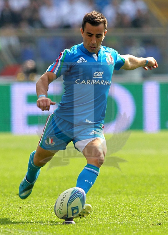 Rbs Sei Nazioni 2014, Roma, stadio Olimpico 15/03/2014, Italia v Inghilterra, Luciano Orquera al piazzato. Foto Daniele Resini/Fotosportit