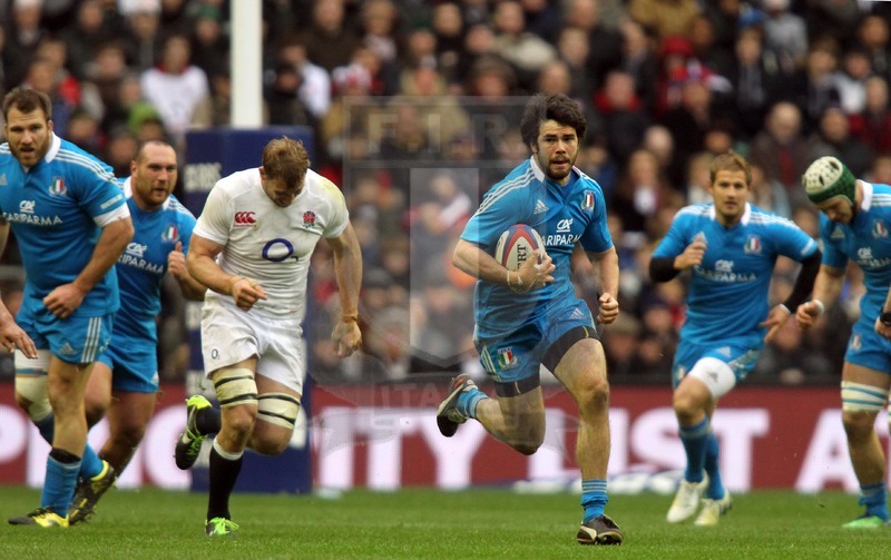 Sei Nazioni 2013, Twickenham 10/03/2013, Inghilterra v Italia, una corsa di Luke Mclean.