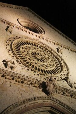 Facciata della Basilica Superiore Facciata della Basilica Superiore