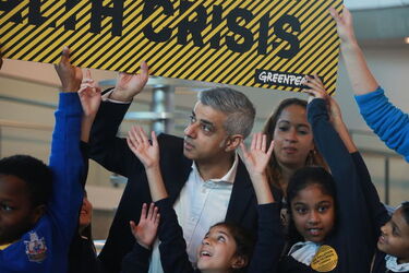Sadiq Khan to tackle air pollution crisis in London